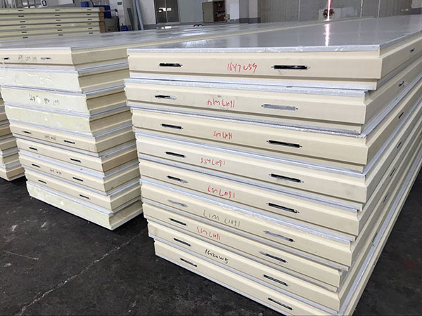 免费看片18禁板