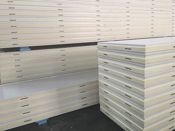 免费看片18禁板